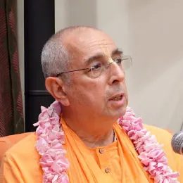 His Holiness Niranjana Swami